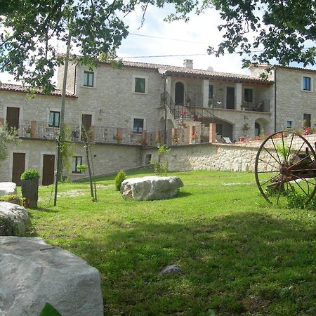 Вилла Agriturismo Borgo San Martino Abbateggio Экстерьер фото