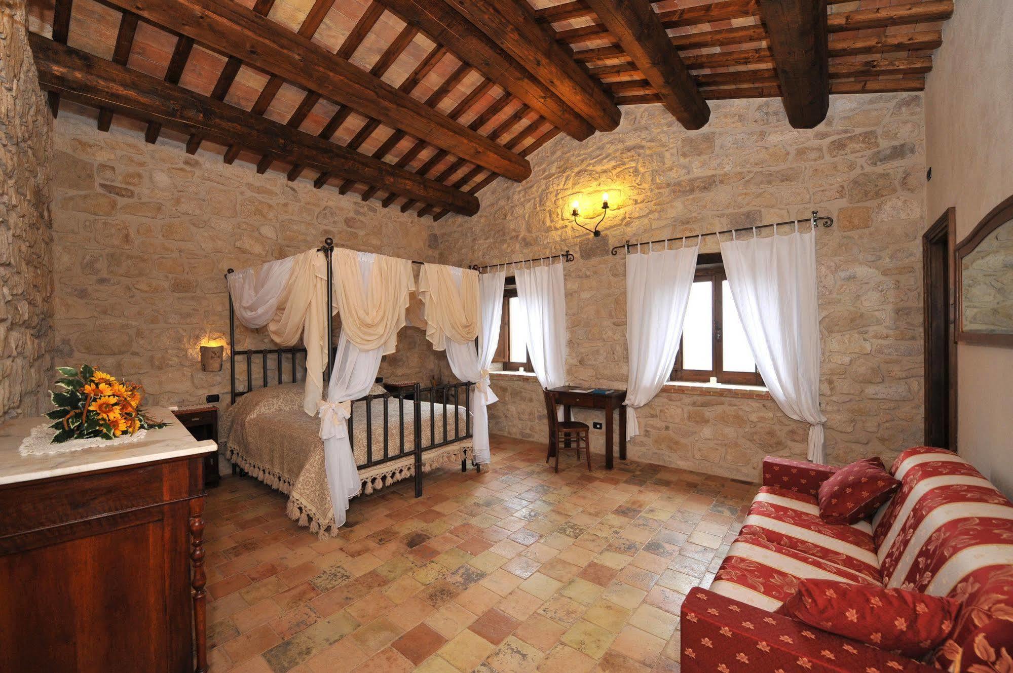 Agriturismo Borgo San Martino Abbateggio Экстерьер фото