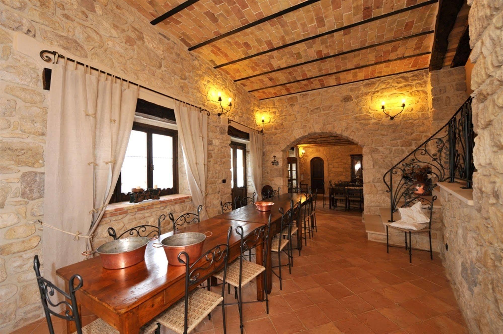 Agriturismo Borgo San Martino Abbateggio Экстерьер фото